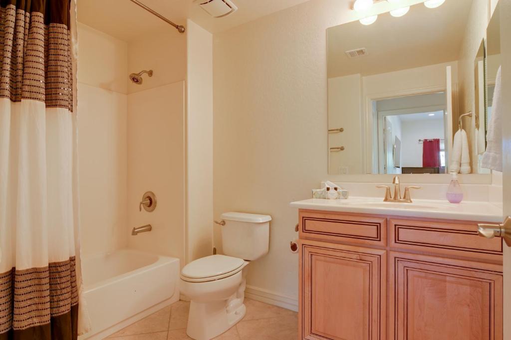 Desert Ridge House | ~ 1 Mi to Desert Ridge Marketplace: Phoenix Condo!