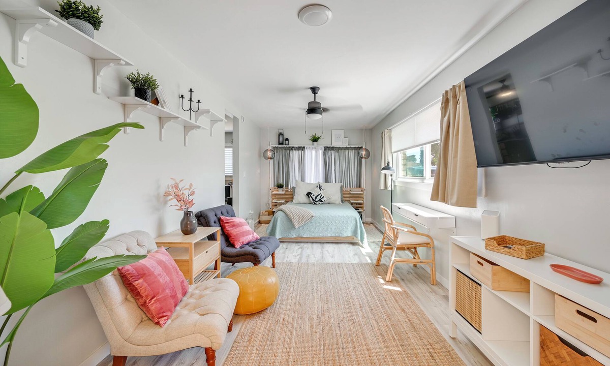 Imperial Beach Apartment | 1 Mi to Military Base: Cozy Imperial Beach Studio