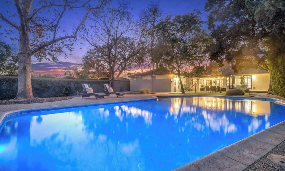 Northridge House | 105 - World Cup Stay-Modern Ranch Pool-Games Retreat