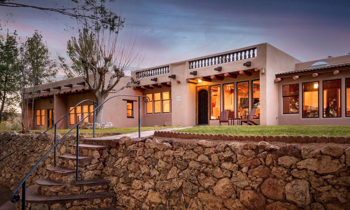 Cornville House | ●11+ Acres Retreat Red Rocks Estate ● Over 6,500 square feet of living space ●