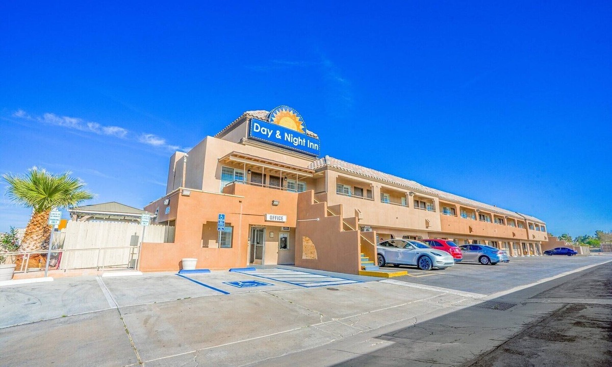 Hesperia Apartment | 2 Queen Bed|Smk|Day & Night Inn