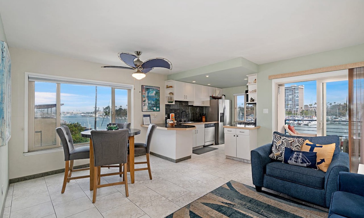 Townsite Condo | 301B Ocean Harbor View - Top Floor Corner Unit