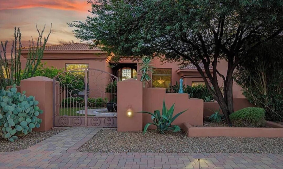 Rio Verde Foothills House | 6-bedroom home in serene Scottsdale with fitness room/hot tub/pool/e-bikes