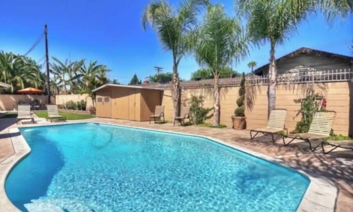 Anaheim Resort House | 7000/Month – Corporate Housing | Insurance Claims | Relocation | Avail July 12
