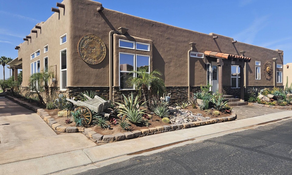 Needles House | A BEAUTIFUL COLORADO RIVER RENTAL