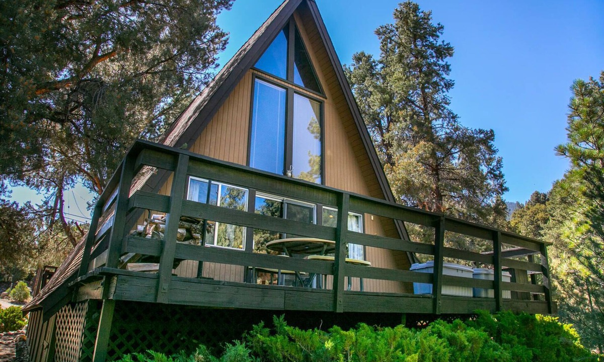 Pine Mountain Club Cabin | A-Frame Bliss