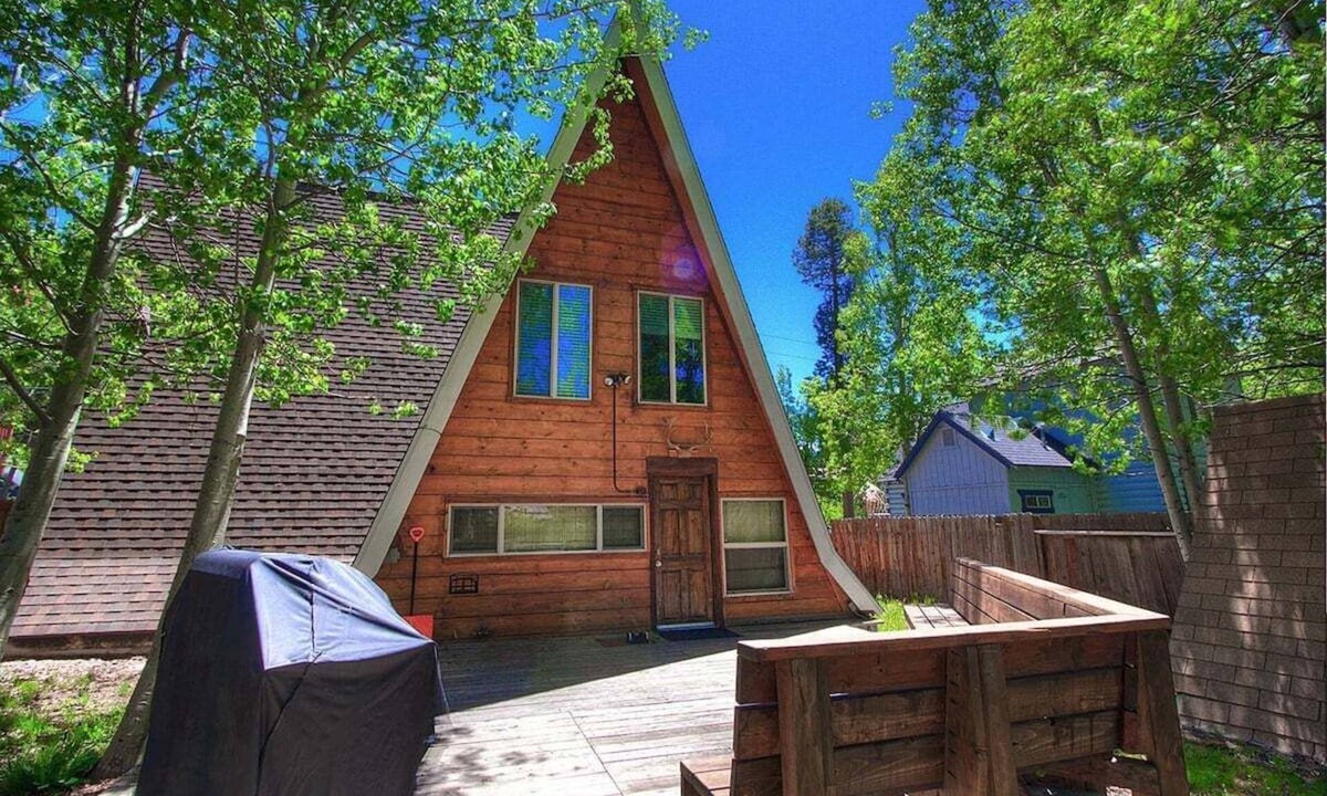 South Lake Tahoe House | A-Frame Cabin | Deck | BBQ | Near Ski Run Marina