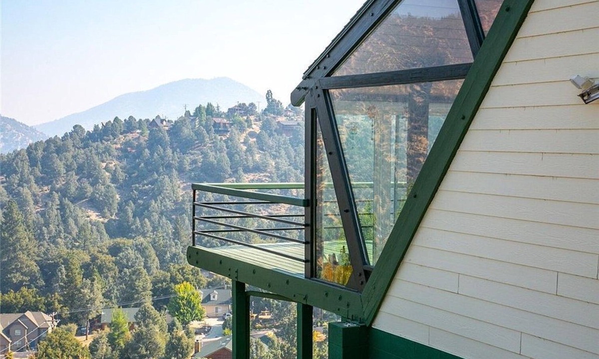Pine Mountain Club Cabin | A mid-century architectural gem