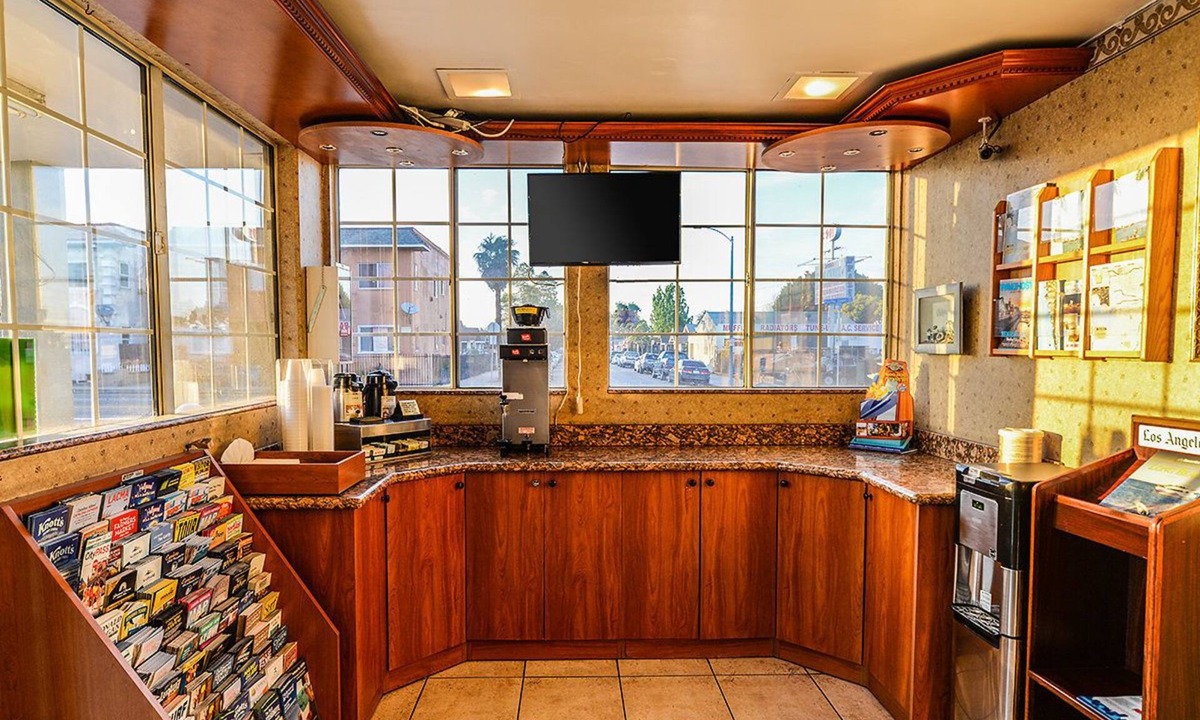 Harbor Hotel | Aqua Venture Inn