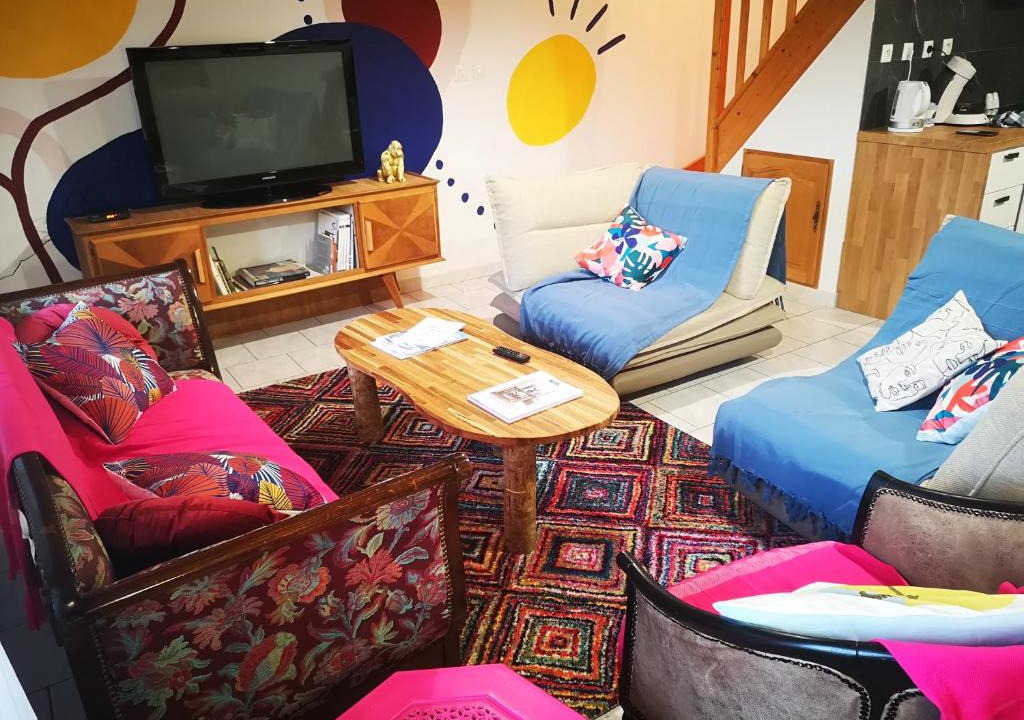 Epeugney Apartment | Arty Duplex 65m2