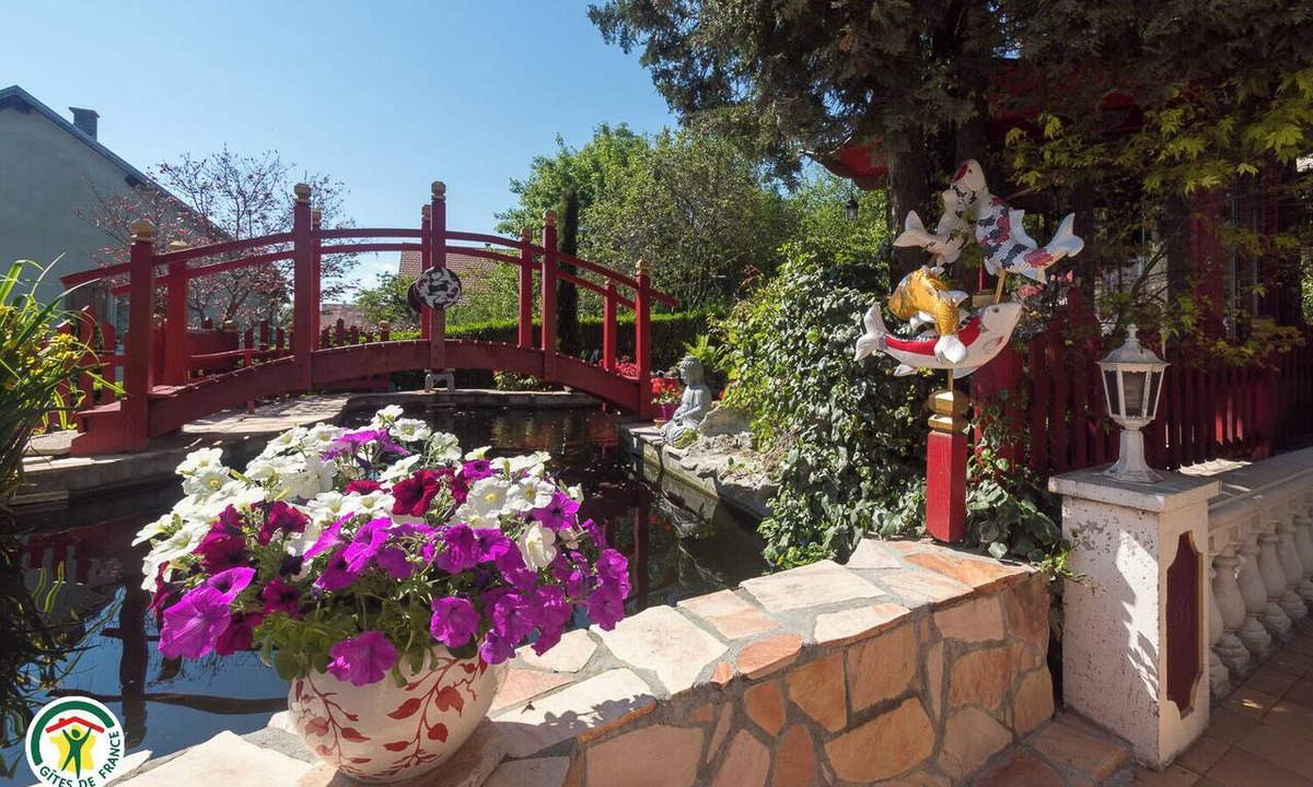 Pierre-Chatel House | At the Japanese Spring - 4*