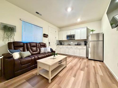 Woodland House | Attached Guest House