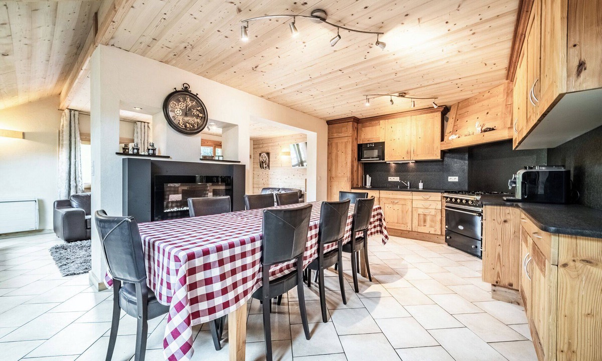 Les Gets Apartment | Beautiful 4-star duplex apartment available for rent in the Centre des Gets