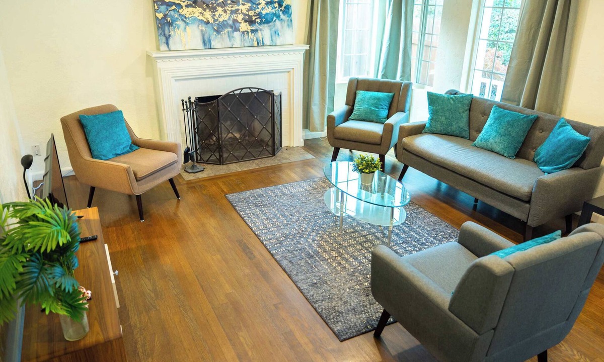 San Jose House | Beautiful Home in Japan Town San Jose 2bd 1ba