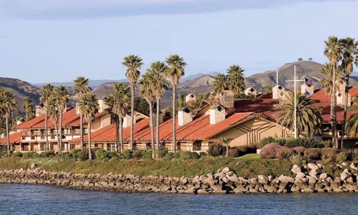 Ventura Apartment | Beautiful Resort in Harbortown Point ST near Marina Park
