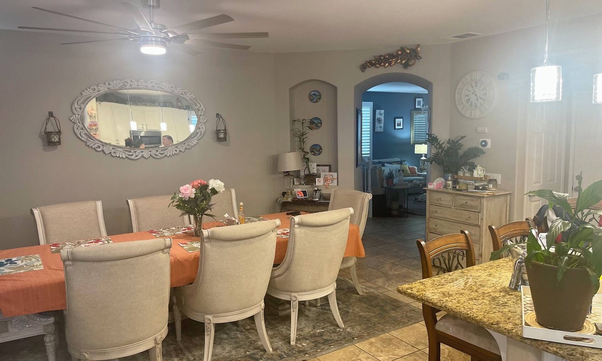 Agua Dulce House | Beautiful & Spacious 4 bedroom 3 full bath home, located in Palmdale, CA