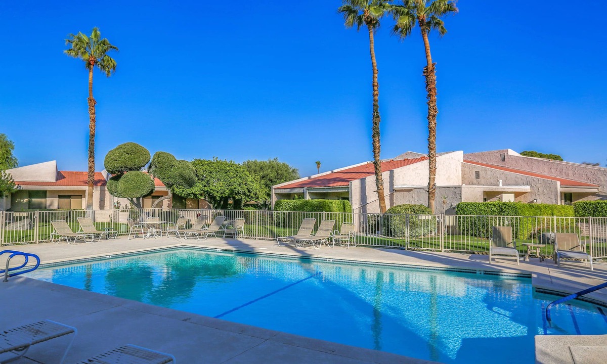 Palm Springs Condo | Beautiful & Spacious, Palm Springs Country Club, Pool, Great Location