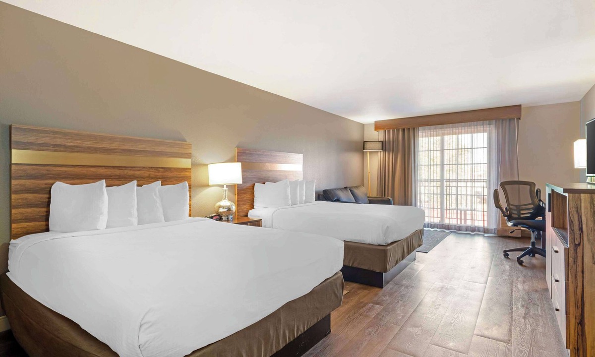 Altaville Hotel | Best Western Cedar Inn & Suites