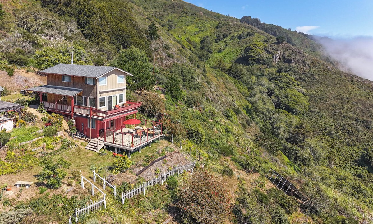 Big Sur House | Big Sur Hideaway w/Hot Tub, Ocean Views