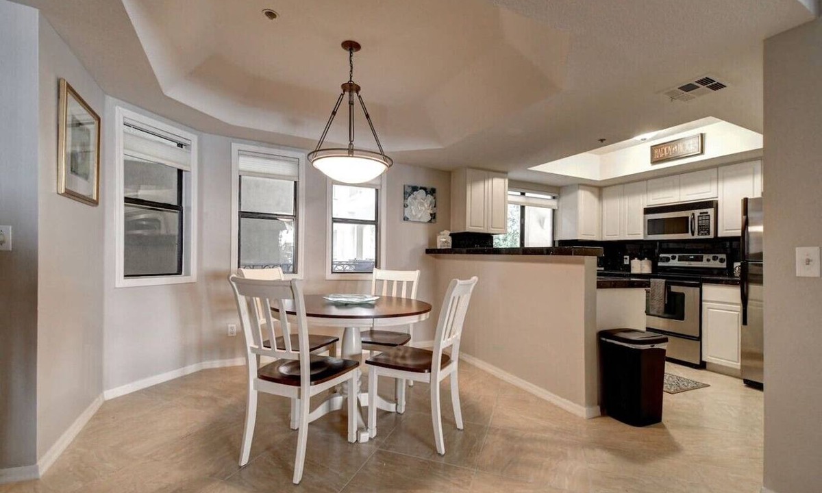Camelback East Condo | Biltmore Meridian Resort Condo
