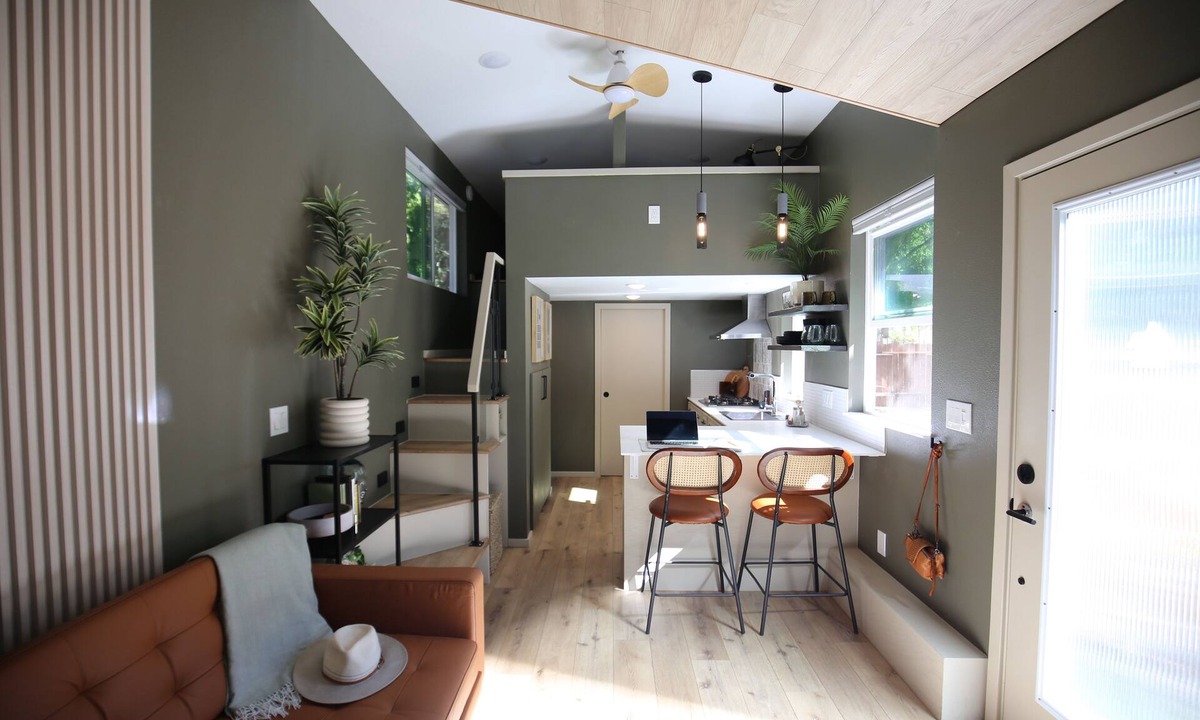 Upper Lake House | Blue Lakes Village