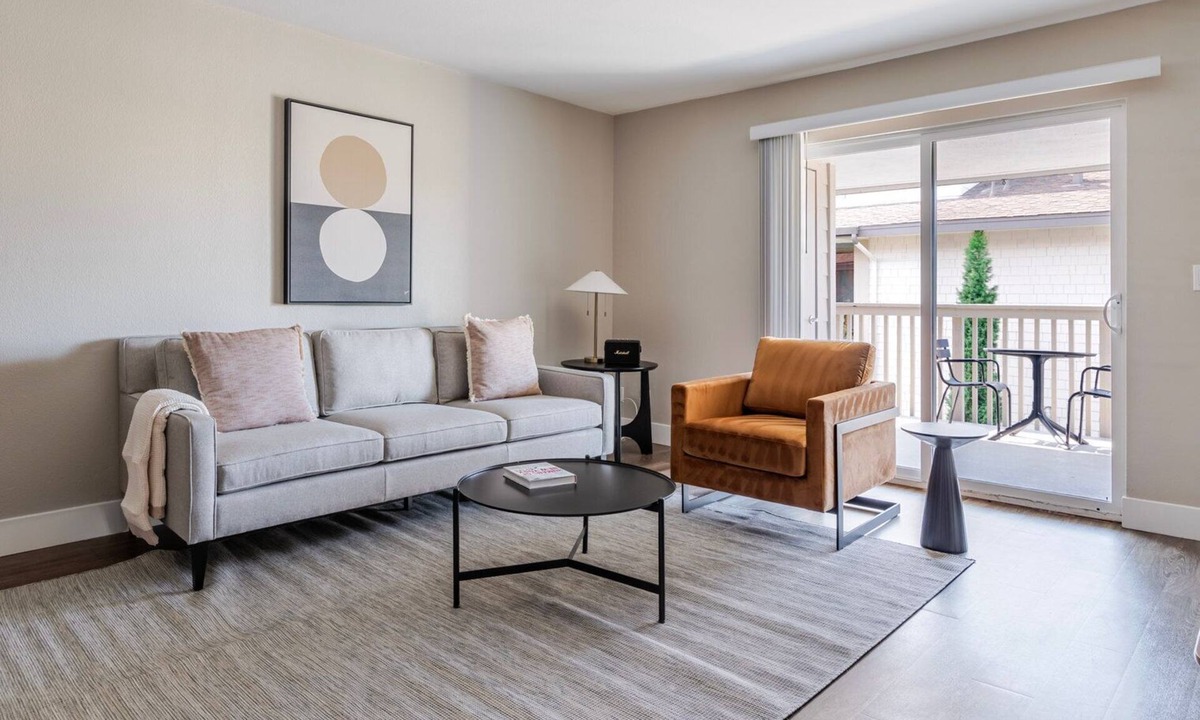 Foster City Apartment | Blueground | Foster City, pool, nr Bay Trail