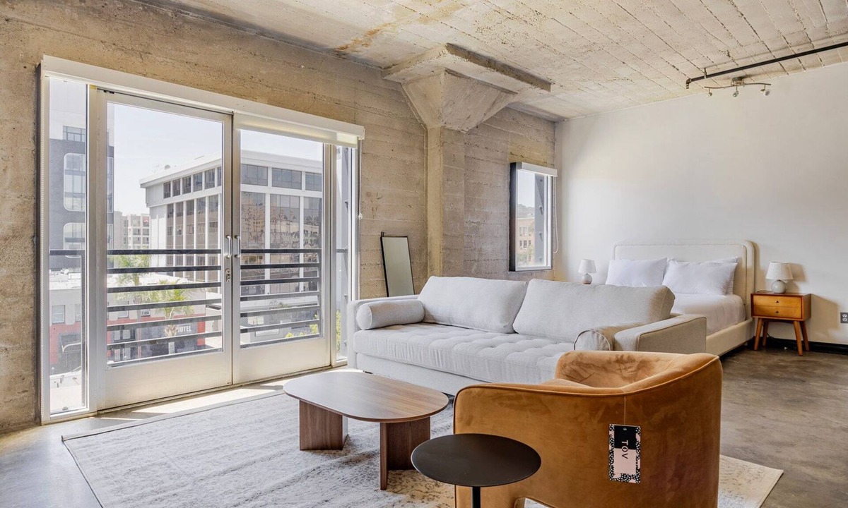 Hollywood Apartment | Blueground | Hollywood, view, nr Hollywood Sign