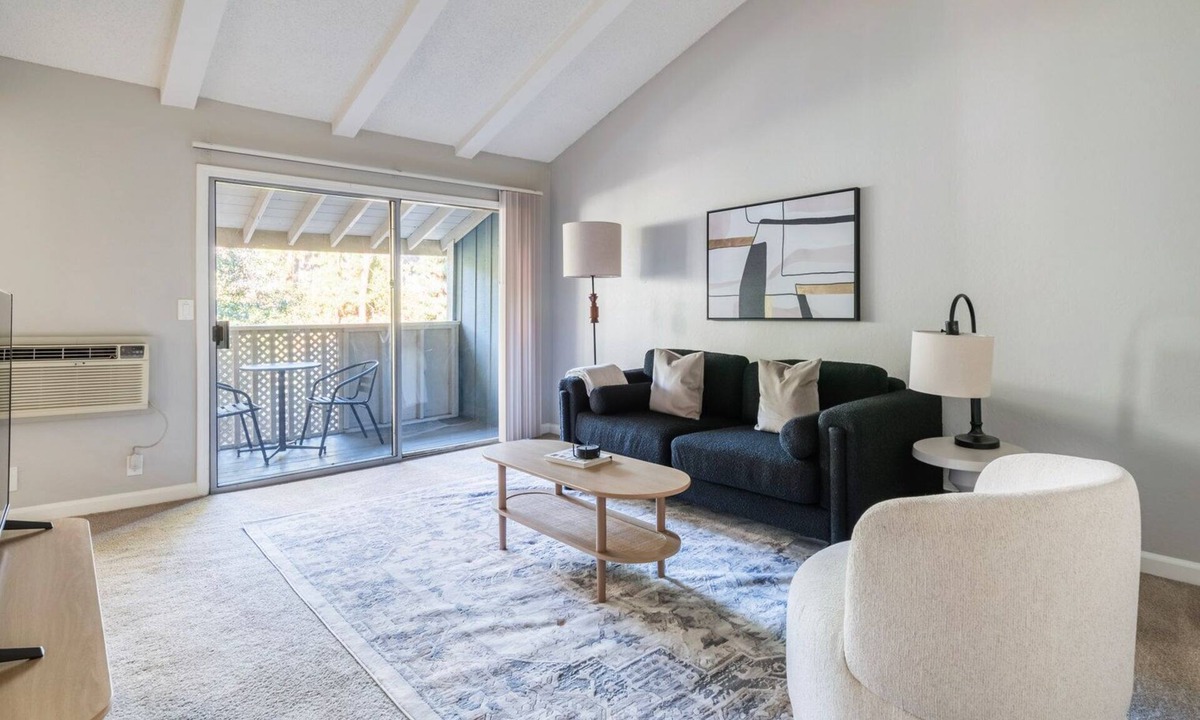 West San Jose Apartment | Blueground | West Valley, pool, nr Cupertino Park