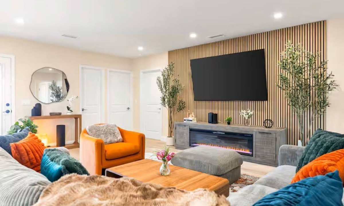 The Plaza House | Boutique Luxury Designer Home