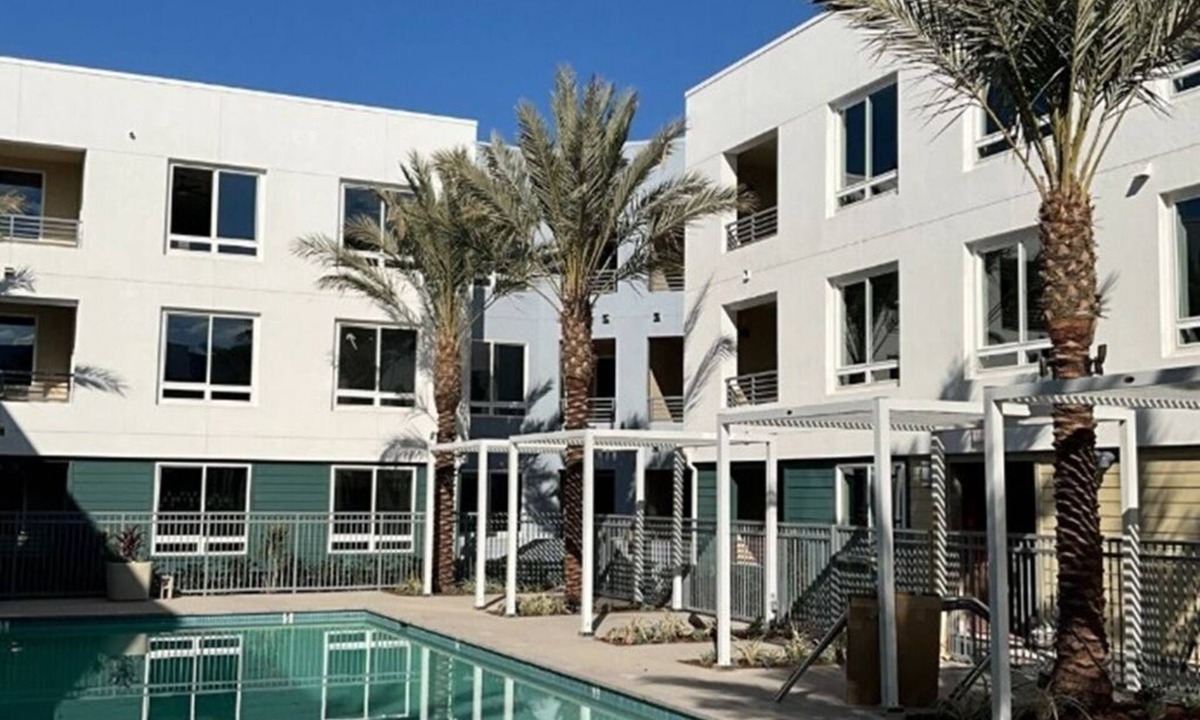 Midway District Apartment | Bowen: Charming 1-BR in Delightful Point Loma, San Diego w/AC & Gym