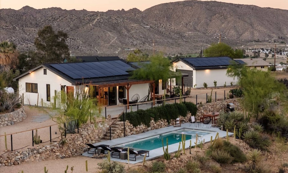Yucca Valley House | Calico Landing, Desert Pool + Spa Retreat