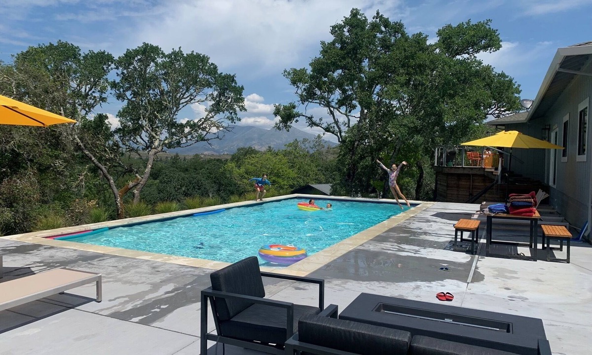 Santa Rosa House | Calistoga Mid-Century-Modern w/Pool 4BD/4BA - Sleeps 8