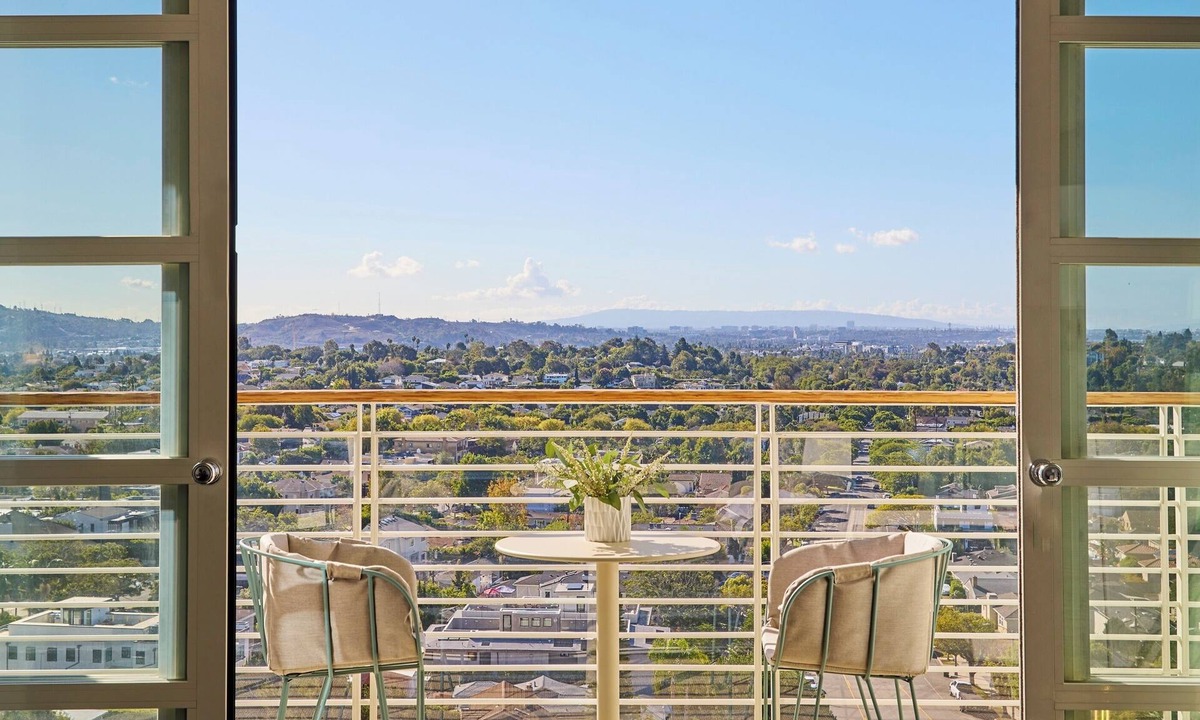 Pico - Robertson Hotel | Cameo Beverly Hills, LXR Hotels & Resorts