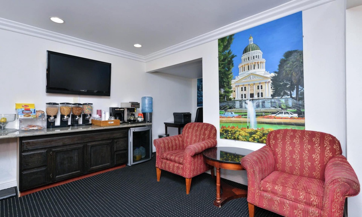 New Era Park Hotel | Capital City Inn Sacramento Convention Center CA