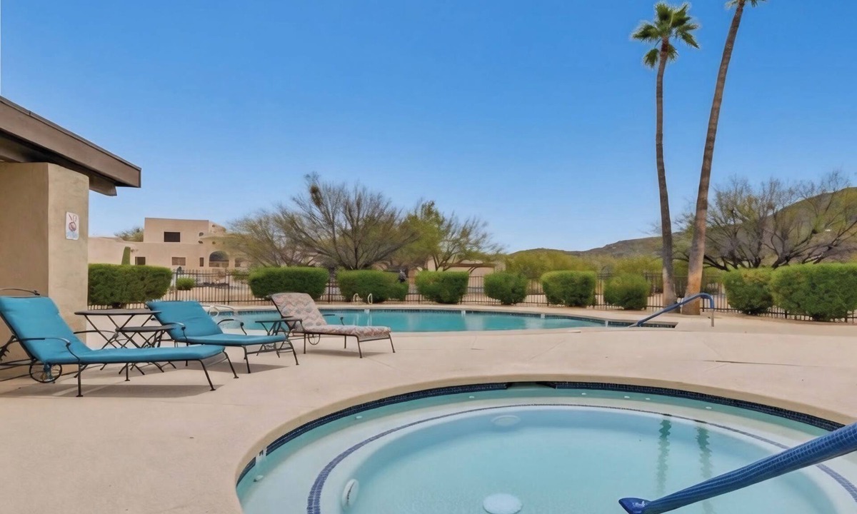 Rancho Manana Tennis Villas Condo | Cave Creek Sonoran Retreat: Walk to Town & Trails
