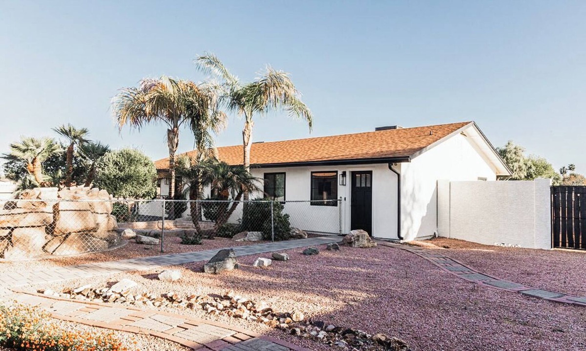 Gilbert Apartment | Centrally located cozy Studio in peaceful neighborhood!