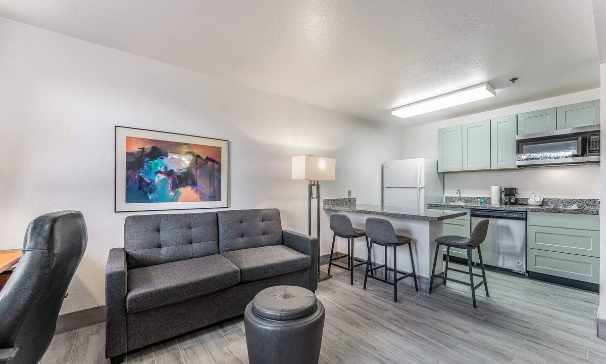 Chandler Apartment | Chandler 1bd King Deluxe