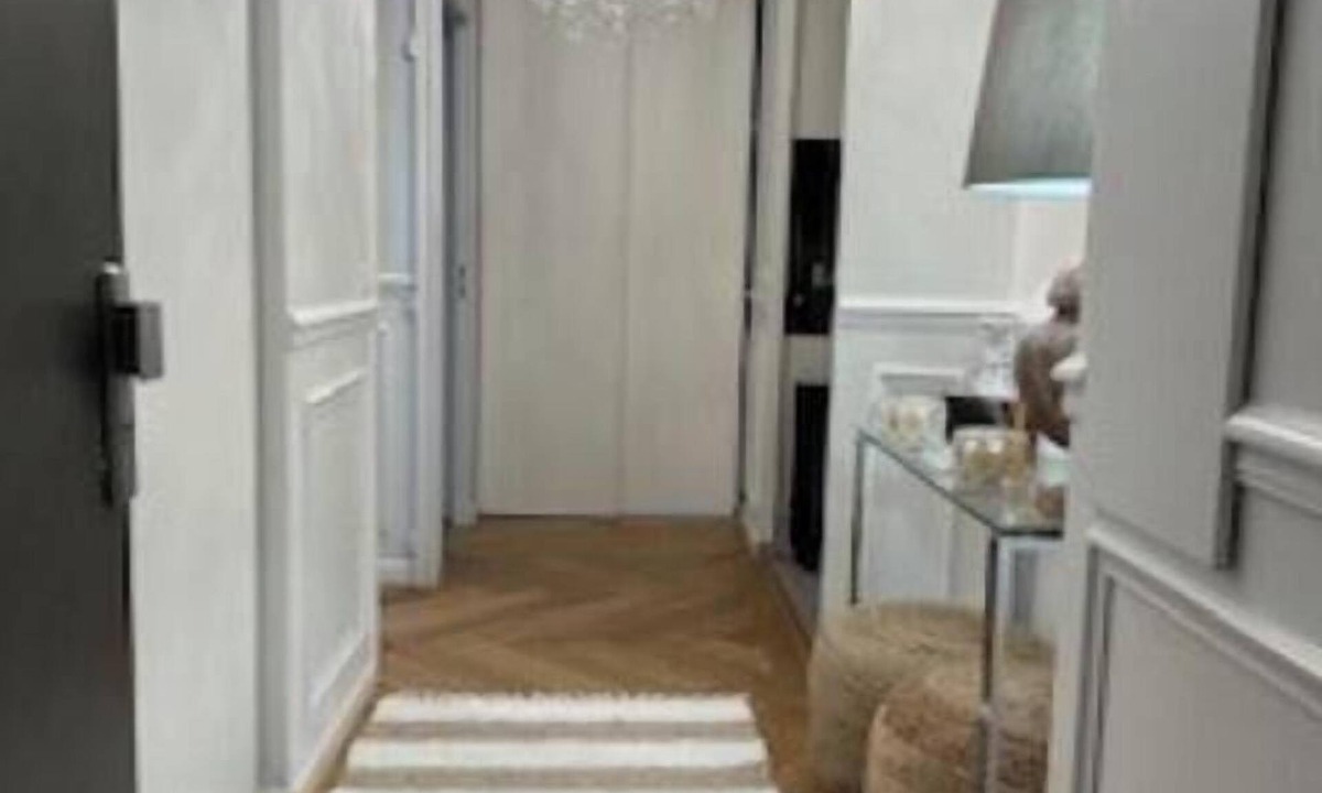 Les Puces de Saint-Ouen Apartment | Charming loft apartment at the gates of Sacré Coeur