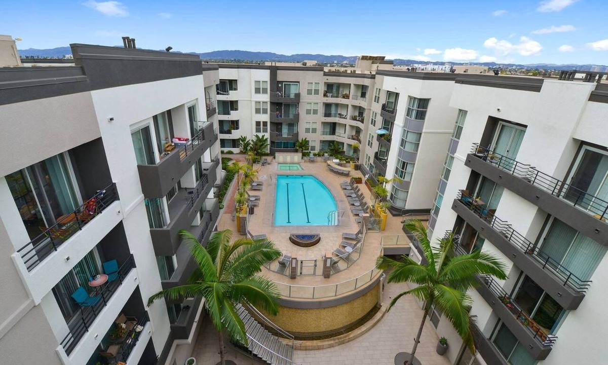 Marina del Rey Apartment | Charming! Studio · Free Parking · Pool · Gym · Hot Tub · BBQ