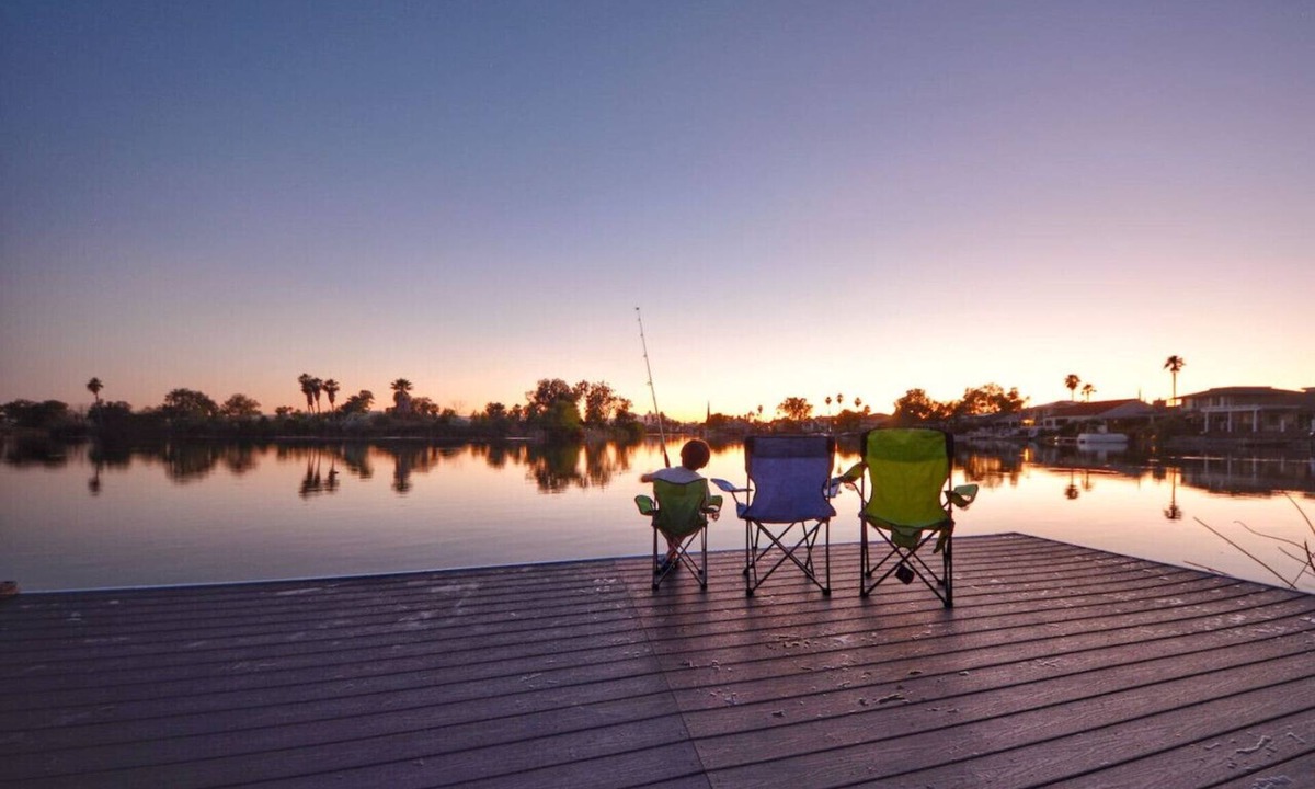 Discovery Bay House | Charming Sunset Lake House with Private Dock