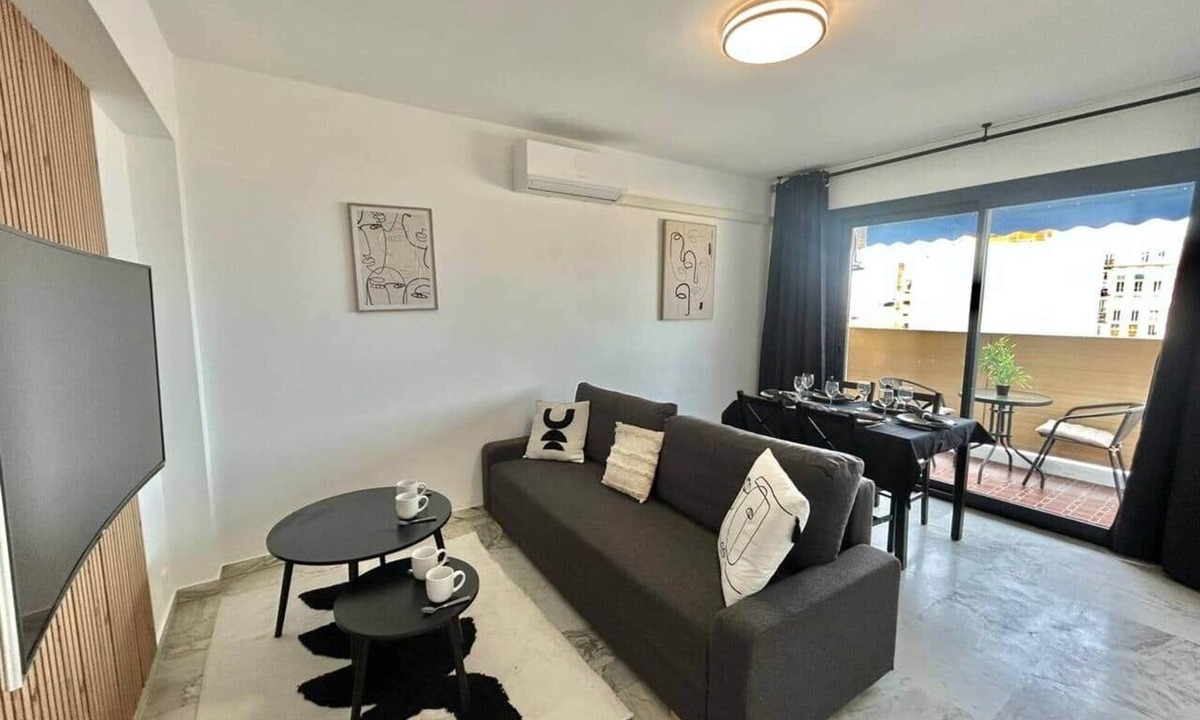 Saint-Lazare Apartment | Chez Sonia-Sea View 20 min from Old Port, St Charles station