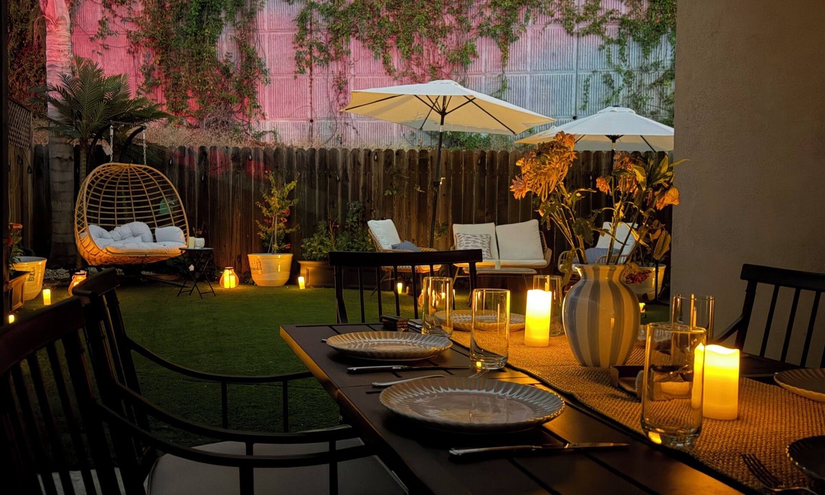 McLaughlin House | City escape near beach sunsets & LA adventures