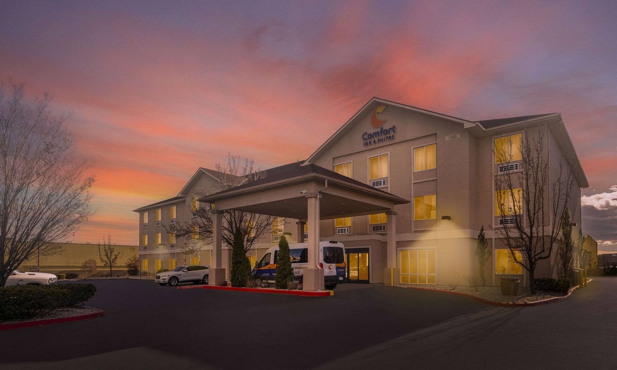 Reno Hotel | Comfort Inn & Suites Airport