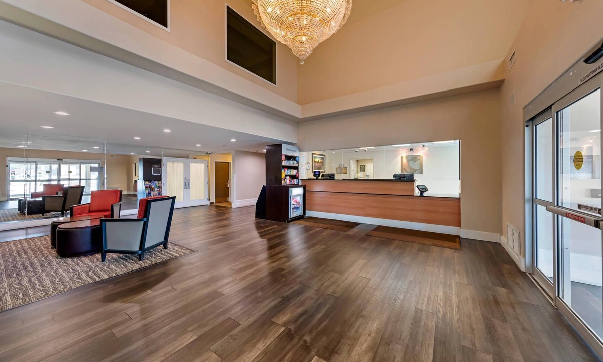 Victorville Hotel | Comfort Suites Victorville-Hesperia