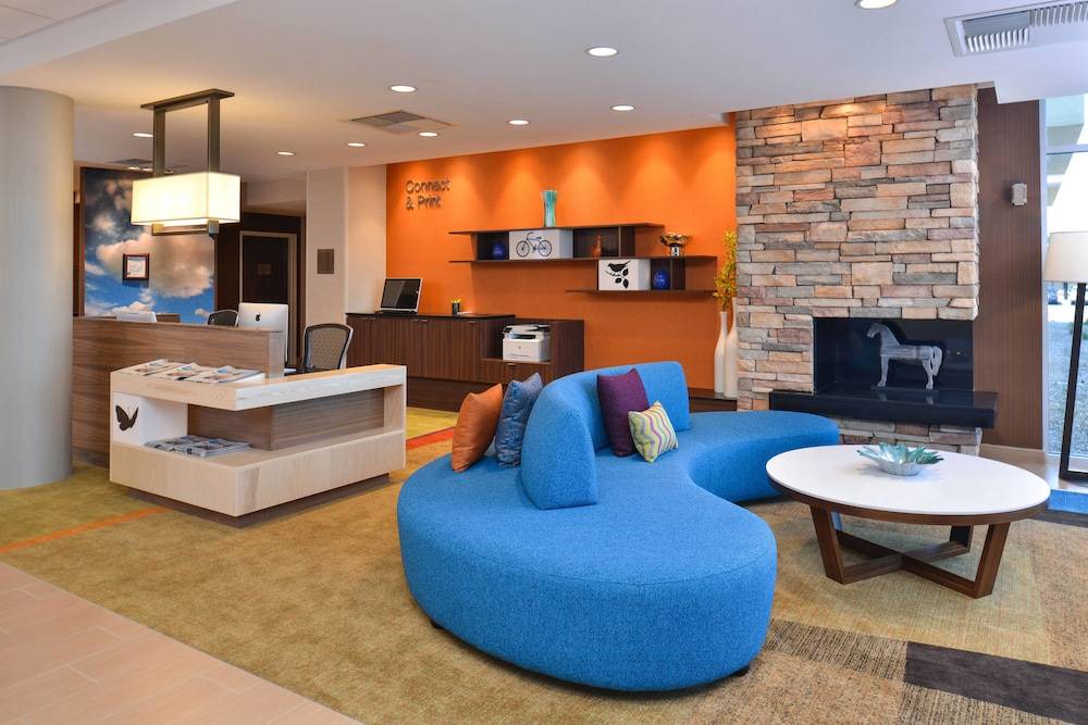 Woodland Hotel | Comfort Suites Woodland - Sacramento Airport