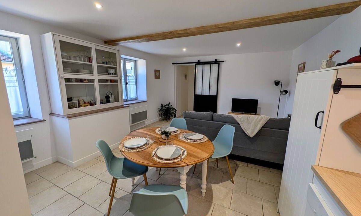Champlitte Cottage | Comfortable cottage in Champlitte - 6 guests