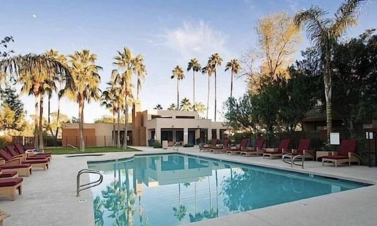 Trail West Condo | Completely renovated 2 bedroom condo in old town. On golf course with views!