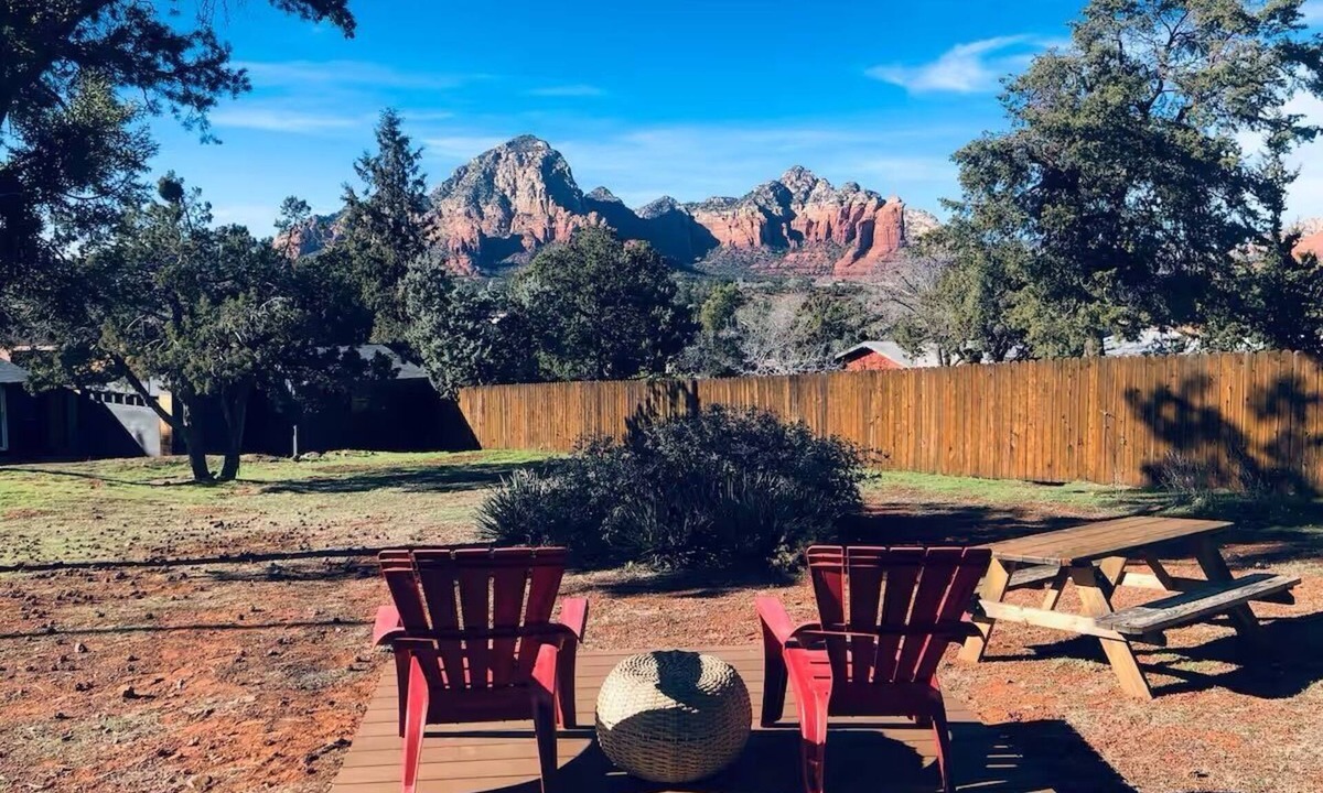 West Sedona Cottage | Cowboy Cottage! A Historic Home w/Epic Views! West Sedona & Hot Tub!