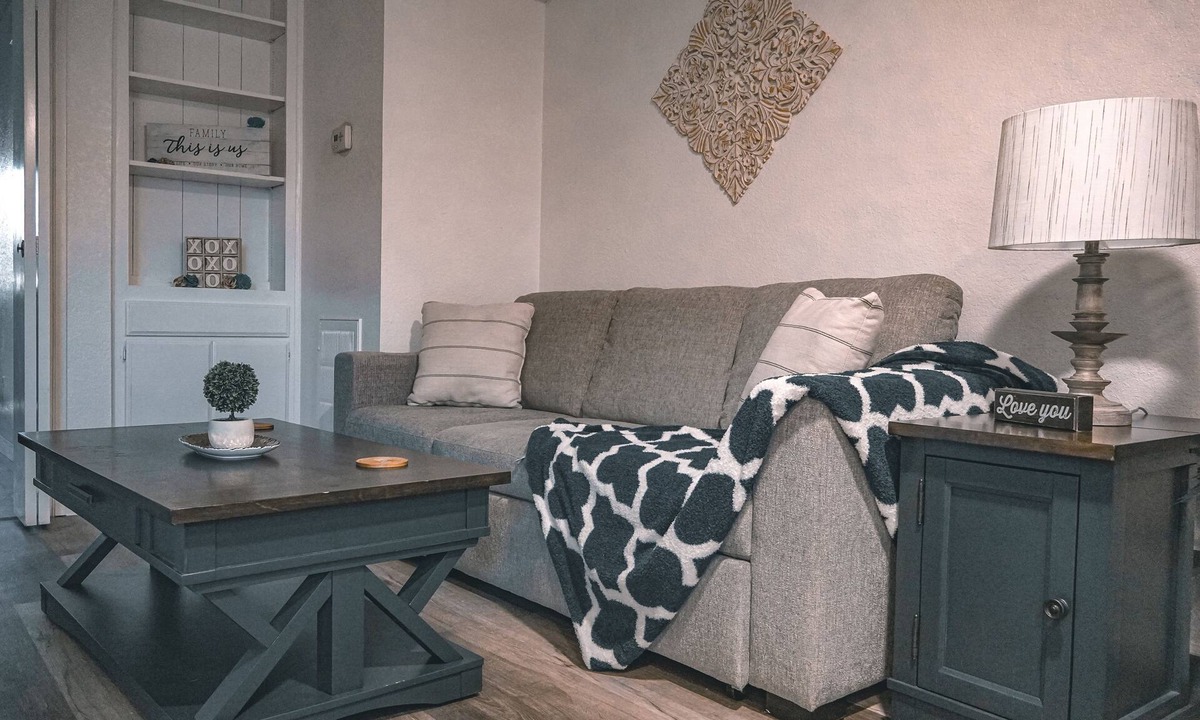 Pumpkin Center Condo | Cozy 1 Bed 1 Bathroom Private Condo