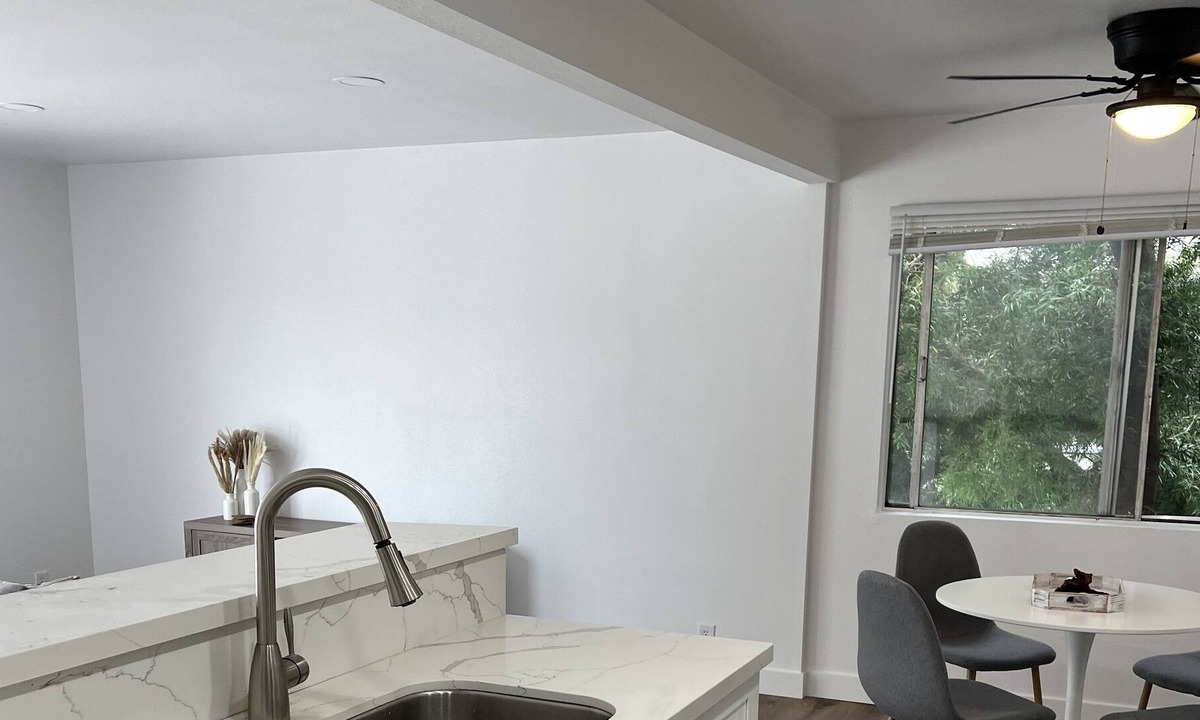 Pierpont Bay Apartment | Cozy Apartment by the Beach